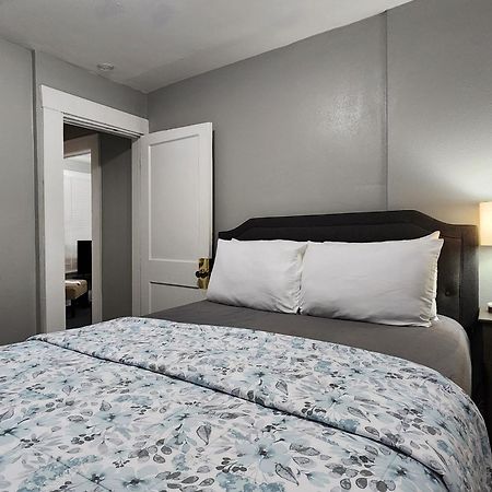 Two Bedroom Home In Beautiful Downtown Lakeland Exterior photo
