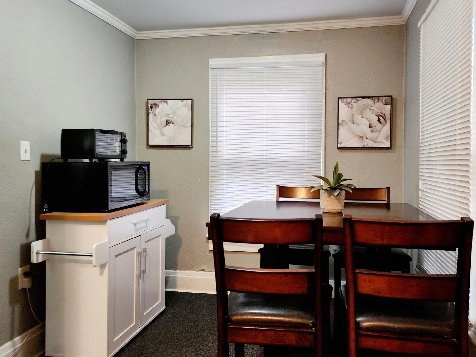 Two Bedroom Home In Beautiful Downtown Lakeland Exterior photo